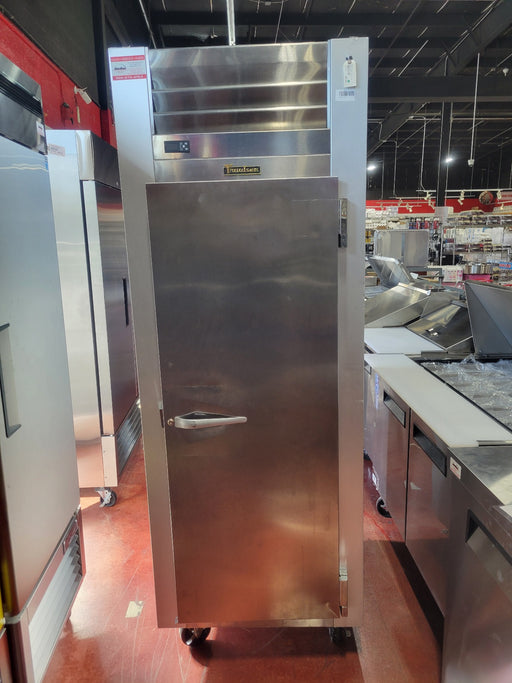 Traulsen G10010 Commercial 1 Door Reach In Refrigerator - Never Used-cityfoodequipment.com