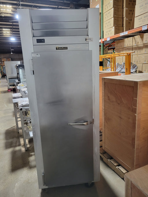 Used Traulsen G10011 30" G Series Reach-In Refrigerator with Left-Hinged Solid Door-cityfoodequipment.com